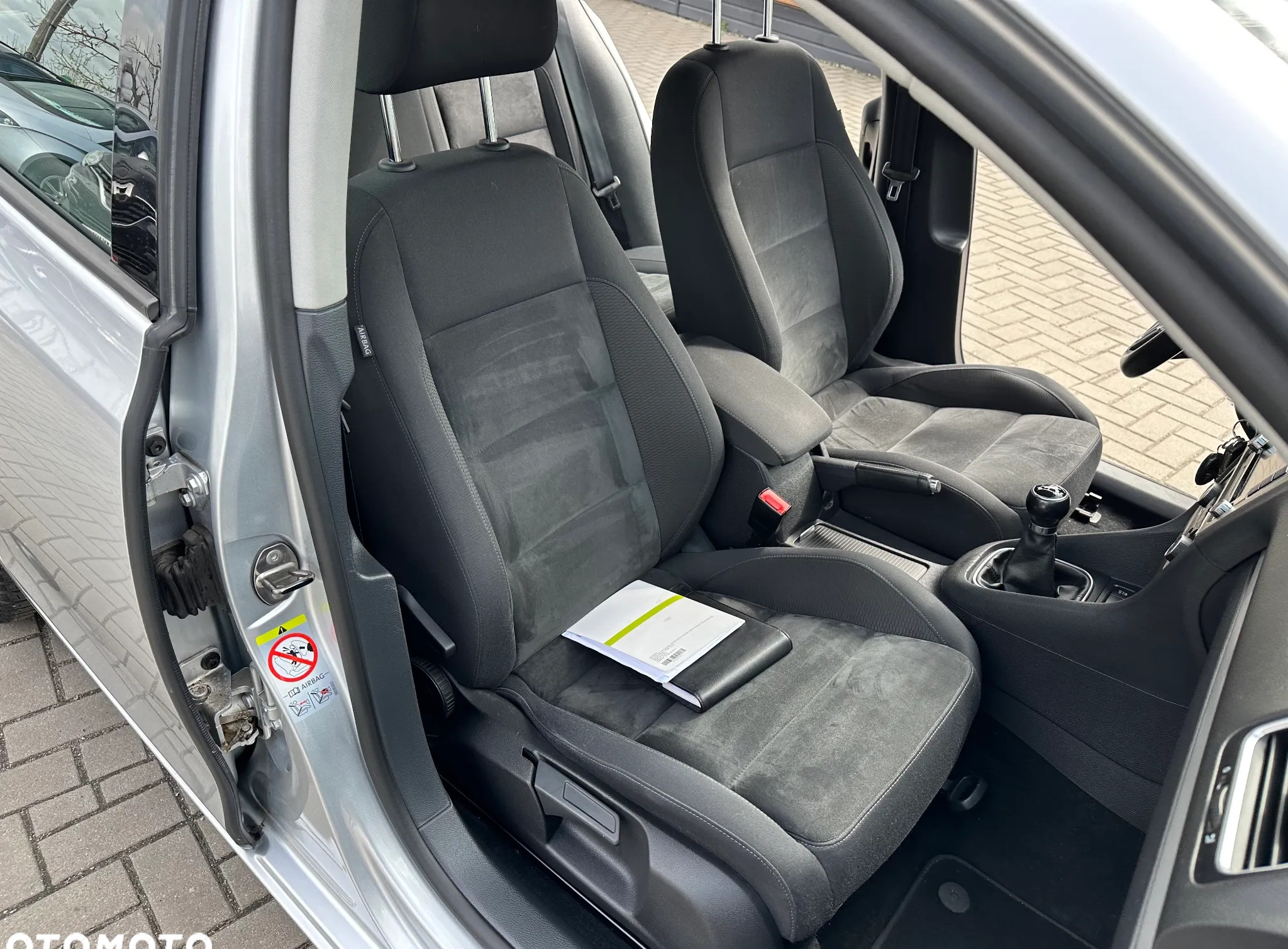 Volkswagen Golf cena 28900 przebieg: 149000, rok produkcji 2011 z Żagań małe 667